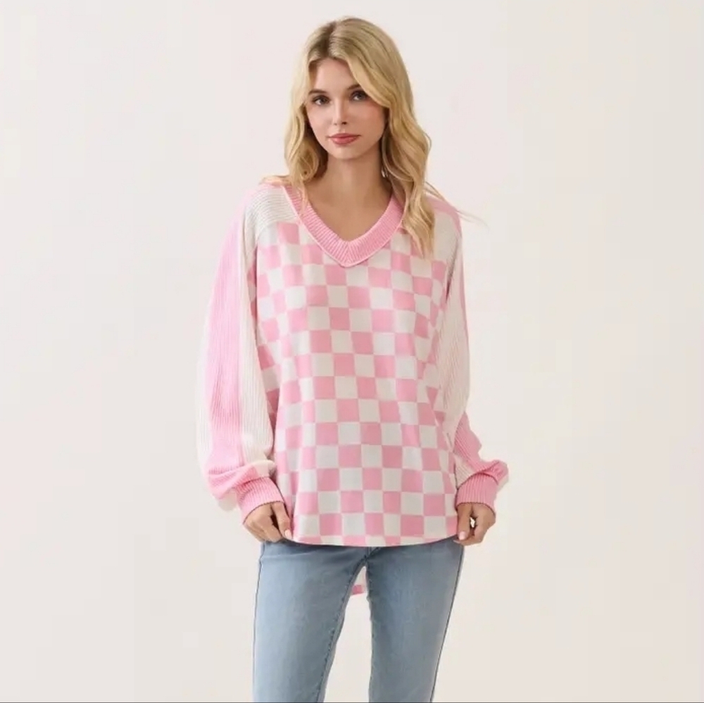 Checkered Print V Neck Pullover Top